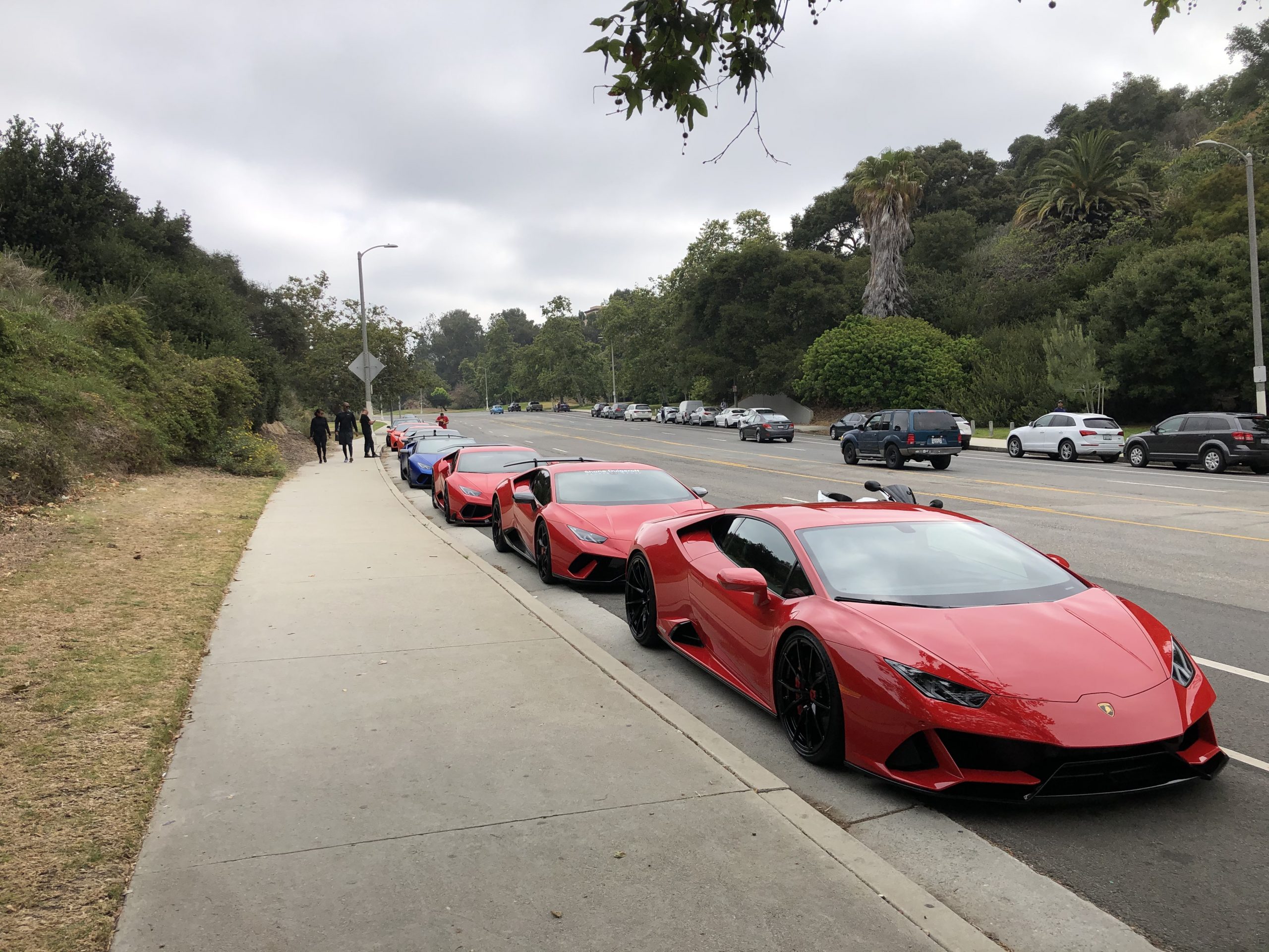 How Much Does It Cost To Lease A Lamborghini? - Lamborghini For Sale